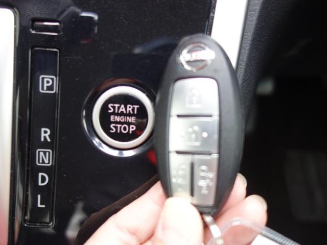 セレナ ハイウェイスター Vセレクション 4WD 両側電動スライドドア 横滑り防止装置 シートヒーター 360℃カメラ 純正SDナビ フルセグTV CD/DVD/BD再生 後席フリップダウンモニター アイドリングストップ クルーズコントロール ETC(28枚目)