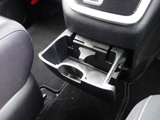 セレナ ハイウェイスター　４ＷＤ　横滑り防止装置　衝突軽減ブレーキ　両側電動スライドドア　３６０℃カメラ　純正ＳＤナビ　フルセグＴＶ　アイドリングストップ　クルーズコントロール　ＥＴＣ　スマートキー　フォグランプ　ドライブレコーダー（21枚目）