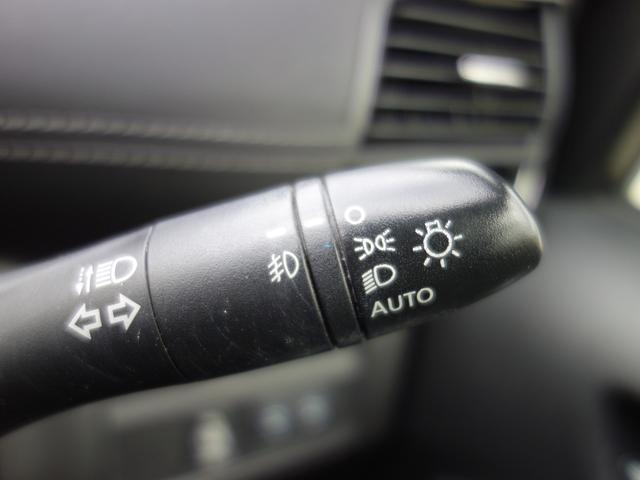 セレナ ハイウェイスター　４ＷＤ　横滑り防止装置　衝突軽減ブレーキ　両側電動スライドドア　３６０℃カメラ　純正ＳＤナビ　フルセグＴＶ　アイドリングストップ　クルーズコントロール　ＥＴＣ　スマートキー　フォグランプ　ドライブレコーダー（28枚目）