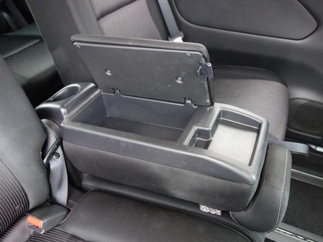 セレナ ハイウェイスター　４ＷＤ　横滑り防止装置　衝突軽減ブレーキ　両側電動スライドドア　３６０℃カメラ　純正ＳＤナビ　フルセグＴＶ　アイドリングストップ　クルーズコントロール　ＥＴＣ　スマートキー　フォグランプ　ドライブレコーダー（33枚目）