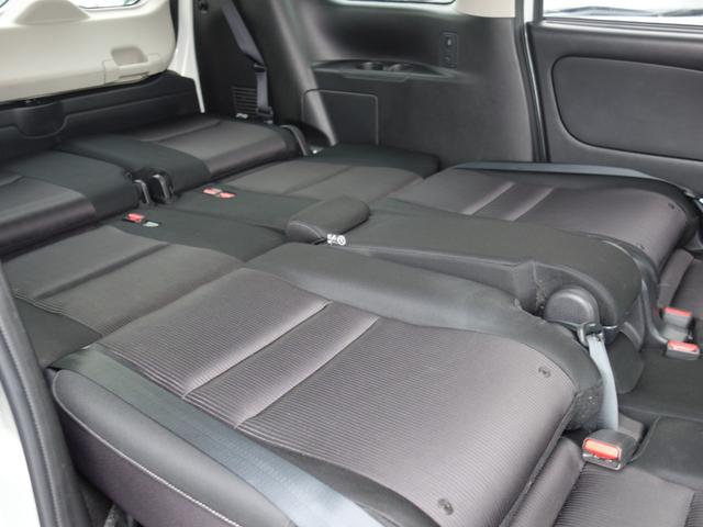 セレナ ハイウェイスター　４ＷＤ　横滑り防止装置　衝突軽減ブレーキ　両側電動スライドドア　３６０℃カメラ　純正ＳＤナビ　フルセグＴＶ　アイドリングストップ　クルーズコントロール　ＥＴＣ　スマートキー　フォグランプ　ドライブレコーダー（37枚目）