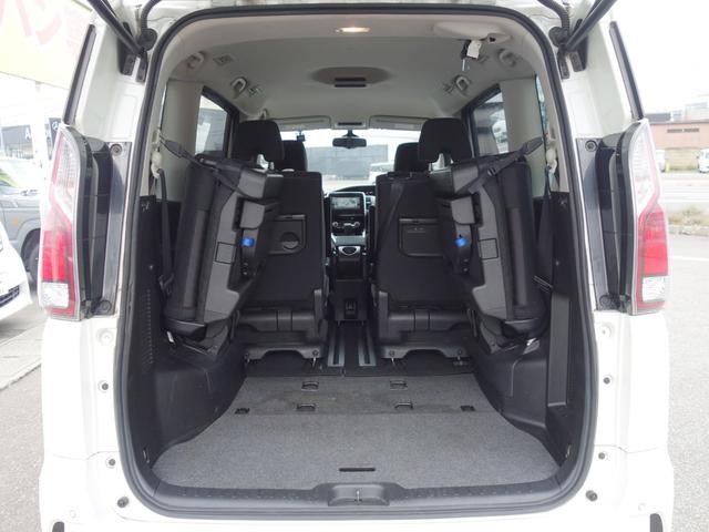 セレナ ハイウェイスター　４ＷＤ　横滑り防止装置　衝突軽減ブレーキ　両側電動スライドドア　３６０℃カメラ　純正ＳＤナビ　フルセグＴＶ　アイドリングストップ　クルーズコントロール　ＥＴＣ　スマートキー　フォグランプ　ドライブレコーダー（39枚目）