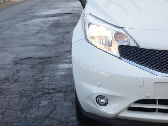 ノート Ｘ　ＦＯＵＲ　４ＷＤ　横滑り防止装置　全方位カメラ　純正メモリーナビ　フルセグＴＶ　ＣＤ／ＤＶＤ再生　ＥＴＣ　クリアランスソナー　切替式４ＷＤ　スマートキー　　ミラーヒーター　フォグランプ　純正ドライブレコーダー（32枚目）