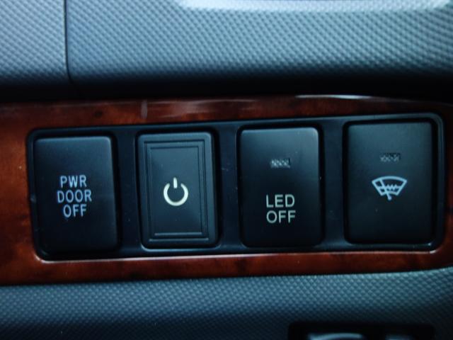 TOYOTA ESTIMA 2.4AERAS G EDITION