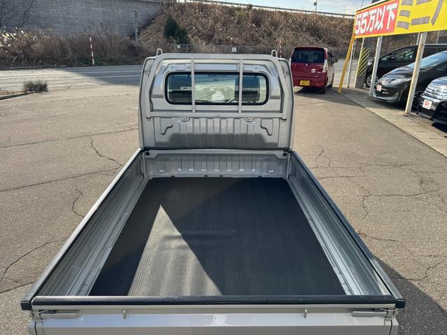 キャリイトラック ＫＵ　４ＷＤ　軽トラック　純正ラジオ　切替式４ＷＤ（7枚目）