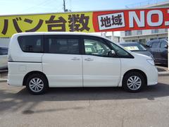 すべての車に外装のコーティングと各種ルームクリーニングを施工いたします！外装も内装も愛車はいつもピカピカキレイが気持ちいいですね♪ 5
