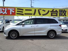 すべての車に外装のコーティングと各種ルームクリーニングを施工いたします！外装も内装も愛車はいつもピカピカキレイが気持ちいいですね♪ 6