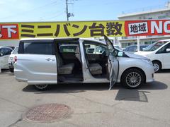 後部座席のドアを開けた画像です。スムーズに乗り降りが可能です♪ 7