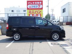 すべての車に外装のコーティングと各種ルームクリーニングを施工いたします！外装も内装も愛車はいつもピカピカキレイが気持ちいいですね♪ 5