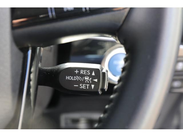 プリウス Ｓセーフティプラス　ツートーン　４ＷＤ　ストラーダナビ　地デジ　バックカメラ　Ｂｌｕｅｔｏｏｔｈ　モデリスタフルエアロ　ＬＥＤヘッドライト　ＬＥＤデイライト　純正１７インチアルミ　トヨタセーフティーセンス　禁煙車（10枚目）