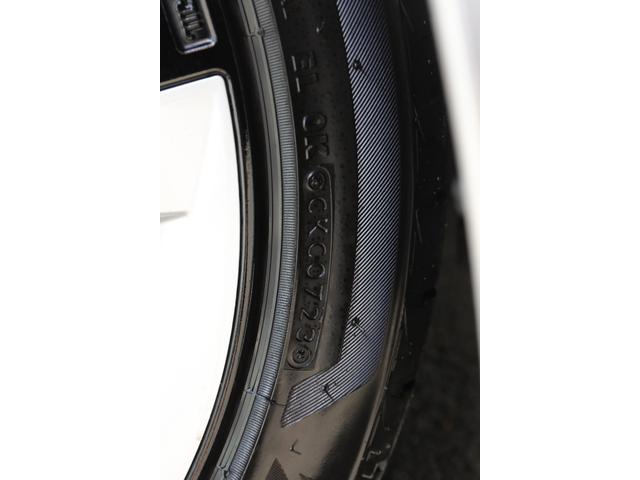 プリウス Ｓセーフティプラス　ツートーン　４ＷＤ　ストラーダナビ　地デジ　バックカメラ　Ｂｌｕｅｔｏｏｔｈ　モデリスタフルエアロ　ＬＥＤヘッドライト　ＬＥＤデイライト　純正１７インチアルミ　トヨタセーフティーセンス　禁煙車（31枚目）