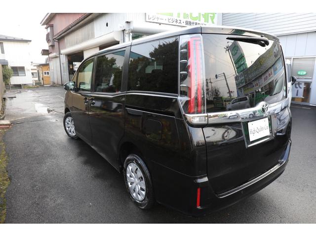 ノア X 4WD 純正SDナビ Bluetooth バックカメラ TV ETC 左側パワースライドドア キーレスキー リヤオートエアコン トヨタセーフティーセンス アイドリングストップ LEDライト 禁煙車(15枚目)