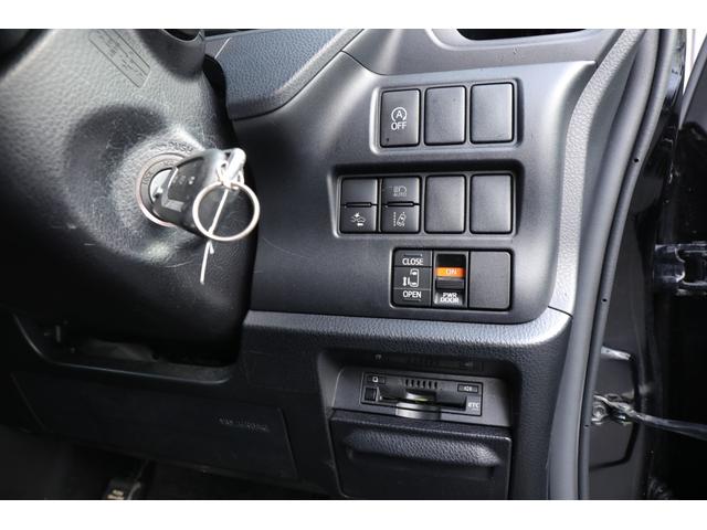 ノア X 4WD 純正SDナビ Bluetooth バックカメラ TV ETC 左側パワースライドドア キーレスキー リヤオートエアコン トヨタセーフティーセンス アイドリングストップ LEDライト 禁煙車(22枚目)