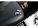 エクシーガ ２．５ｉ－Ｓアルカンターラセレクション　４ＷＤ　社外ＨＤＤナビ　フルオートエアコン　リモコンキー　エンジンスターター　ＥＴＣ　パドルシフト　オートライト　前席パワーシート　寒冷地　禁煙車　７人乗り　シートスチームクリーニング済み（5枚目）