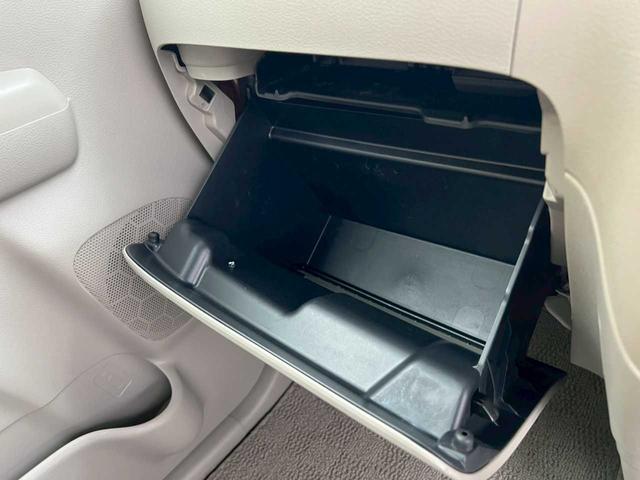 スペーシア Ｘ　４ＷＤ　左側電動スライドドア　ＣＤ　スマートキー　ベンチシート　シートヒーター　ＡＵＸ接続可能　ＵＳＢ接続可能　ＡＢＳ　運転席エアバッグ　助手席エアバッグ　盗難防止システム（12枚目）