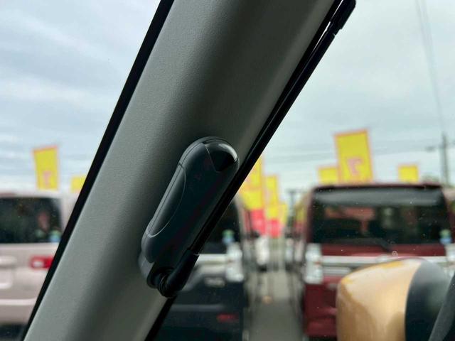 スペーシア Ｘ　４ＷＤ　左側電動スライドドア　ＣＤ　スマートキー　ベンチシート　シートヒーター　ＡＵＸ接続可能　ＵＳＢ接続可能　ＡＢＳ　運転席エアバッグ　助手席エアバッグ　盗難防止システム（13枚目）