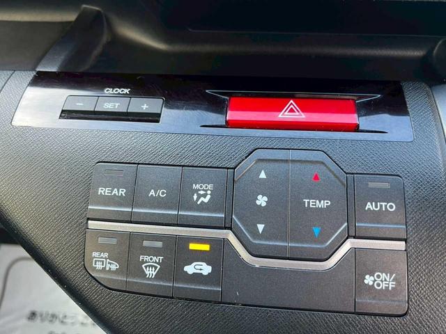 ステップワゴンスパーダ Ｚ　インターナビセレクション　インターナビセレクション　両側電動スライドドア　純正ＨＤＤナビ　フルセグＴＶ　バックカメラ　ＥＴＣ　ステアリングスイッチ　クルーズコントロール　後席モニター　スマートキー　パドルシフト　オートエアコン（14枚目）