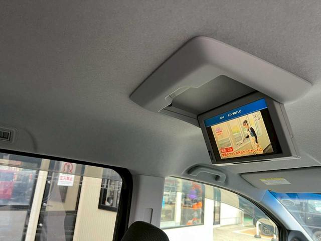 ステップワゴンスパーダ Ｚ　インターナビセレクション　インターナビセレクション　両側電動スライドドア　純正ＨＤＤナビ　フルセグＴＶ　バックカメラ　ＥＴＣ　ステアリングスイッチ　クルーズコントロール　後席モニター　スマートキー　パドルシフト　オートエアコン（16枚目）
