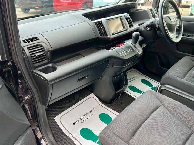 ステップワゴンスパーダ Ｚ　インターナビセレクション　インターナビセレクション　両側電動スライドドア　純正ＨＤＤナビ　フルセグＴＶ　バックカメラ　ＥＴＣ　ステアリングスイッチ　クルーズコントロール　後席モニター　スマートキー　パドルシフト　オートエアコン（25枚目）