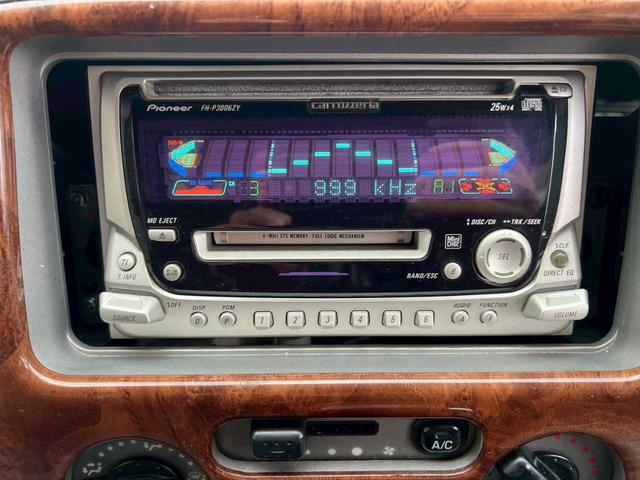 アトレーワゴン カスタムターボＲＳ　純正アルミ　社外オーディオ　バックカメラ　キーレス　電動スライドドア（12枚目）