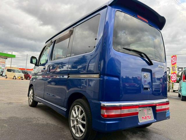 アトレーワゴン カスタムターボＲＳ　純正アルミ　社外オーディオ　バックカメラ　キーレス　電動スライドドア（41枚目）