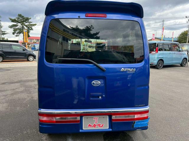 アトレーワゴン カスタムターボＲＳ　純正アルミ　社外オーディオ　バックカメラ　キーレス　電動スライドドア（42枚目）