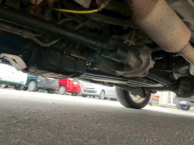 アトレーワゴン カスタムターボＲＳ　純正アルミ　社外オーディオ　バックカメラ　キーレス　電動スライドドア（46枚目）