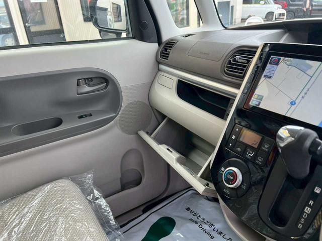 タント Ｘターボ　ＳＡ　スマートアシスト搭載車　純正ナビ　フルセグＴＶ　Ｂｌｕｅｔｏｏｔｈ接続　オートエアコン　アイドリングストップ　左側電動スライドドア　横滑り防止装置　スマートキー　ＥＴＣ（17枚目）