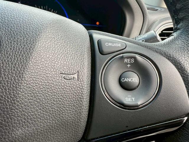 ヴェゼル ハイブリッドＸ　純正ナビ（ＶＸＭ－１５５ＶＳｉ）　フルセグ　Ｂｌｕｅｔｏｏｔｈ　ＣＤ／ＤＶＤ　ＵＳＢ　バックカメラ　ＥＴＣ　スマートキー　プッシュスタート　ハイブリッド　４ＷＤ　横滑り防止装置　オートエアコン（15枚目）