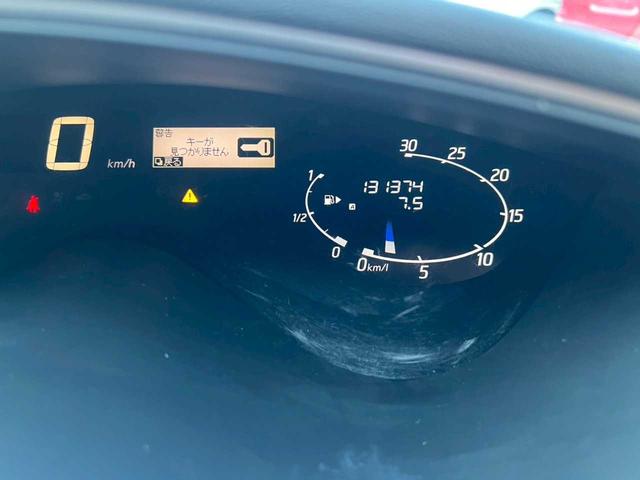 セレナ ハイウェイスター　ナビ　フルセグ　ＤＶＤ再生　Ｂｌｕｅｔｏｏｔｈ　バックカメラ　両側パワースライドドア　スマートキー　プッシュスタート　オートエアコン　ＥＴＣ　横滑り防止装置（14枚目）