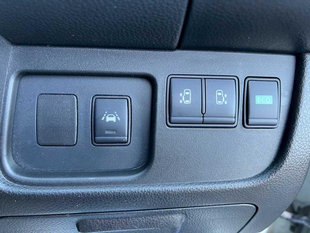 セレナ ハイウェイスター　ナビ　フルセグ　ＤＶＤ再生　Ｂｌｕｅｔｏｏｔｈ　バックカメラ　両側パワースライドドア　スマートキー　プッシュスタート　オートエアコン　ＥＴＣ　横滑り防止装置（16枚目）