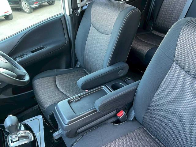 セレナ ハイウェイスター　ナビ　フルセグ　ＤＶＤ再生　Ｂｌｕｅｔｏｏｔｈ　バックカメラ　両側パワースライドドア　スマートキー　プッシュスタート　オートエアコン　ＥＴＣ　横滑り防止装置（23枚目）