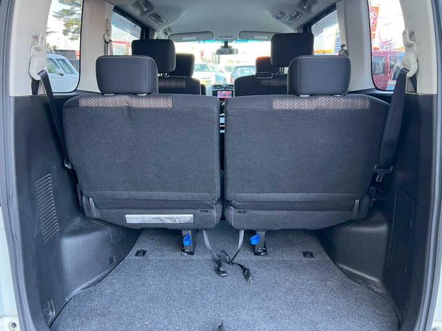 セレナ ハイウェイスター　ナビ　フルセグ　ＤＶＤ再生　Ｂｌｕｅｔｏｏｔｈ　バックカメラ　両側パワースライドドア　スマートキー　プッシュスタート　オートエアコン　ＥＴＣ　横滑り防止装置（30枚目）