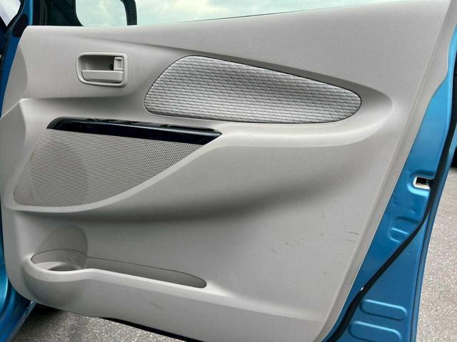 デイズ Ｘ　社外ナビ　フルセグ　ＴＶ　ＳＤ　ＵＳＢ　ＡＵＸ　全方位カメラ　シートヒーター　オートエアコン　アイドリングストップ　横滑り防止装置　スマートキー（28枚目）