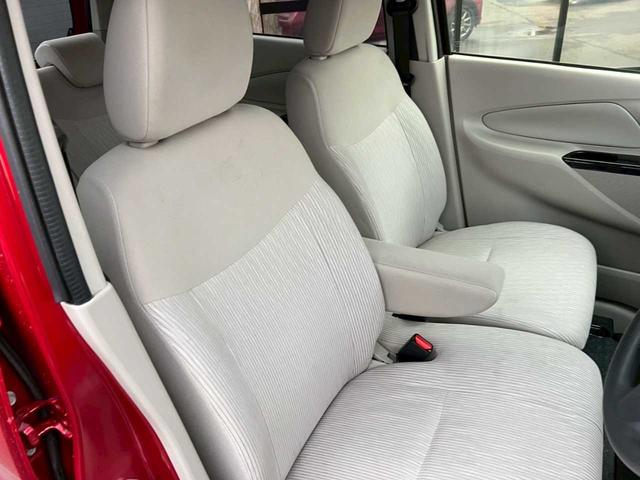 ｅＫワゴン Ｍ　インパネＣＶＴ　アイドリングストップ　衝突被害軽減ブレーキ　シートヒーター　社外アルミ　オートエアコン　ＡＵＸ　ＣＤ（18枚目）