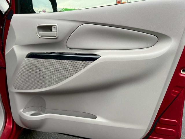 ｅＫワゴン Ｍ　インパネＣＶＴ　アイドリングストップ　衝突被害軽減ブレーキ　シートヒーター　社外アルミ　オートエアコン　ＡＵＸ　ＣＤ（27枚目）