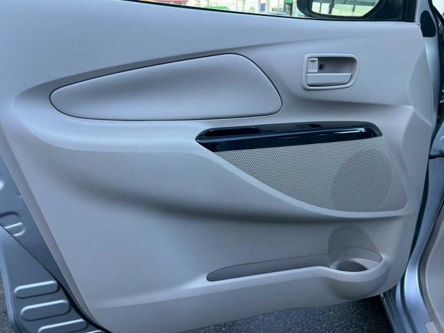 デイズ S 社外メモリーナビ 地デジTV CD再生 SDオーディオ iPod/USB接続 バックカメラ ETC アイドリングストップ 電動格納ミラー リアワイパー プライバシーガラス キーレスエントリー(24枚目)