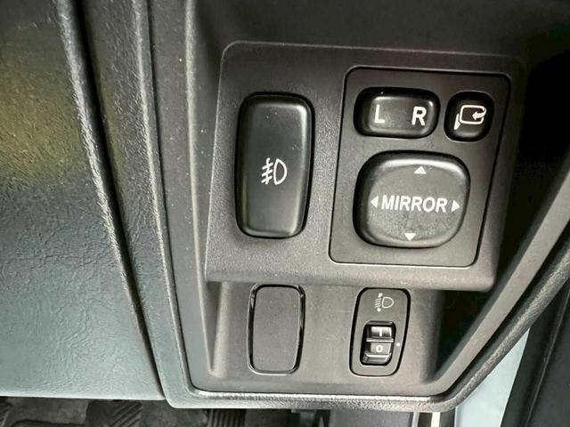 パジェロミニ ＶＲ　パートタイム４ＷＤ　切替式４ＷＤ　フォグランプ　電動格納ミラー　純正ＣＤオーディオ　マニュアルエアコン（14枚目）