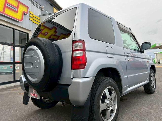 パジェロミニ ＶＲ　パートタイム４ＷＤ　切替式４ＷＤ　フォグランプ　電動格納ミラー　純正ＣＤオーディオ　マニュアルエアコン（35枚目）