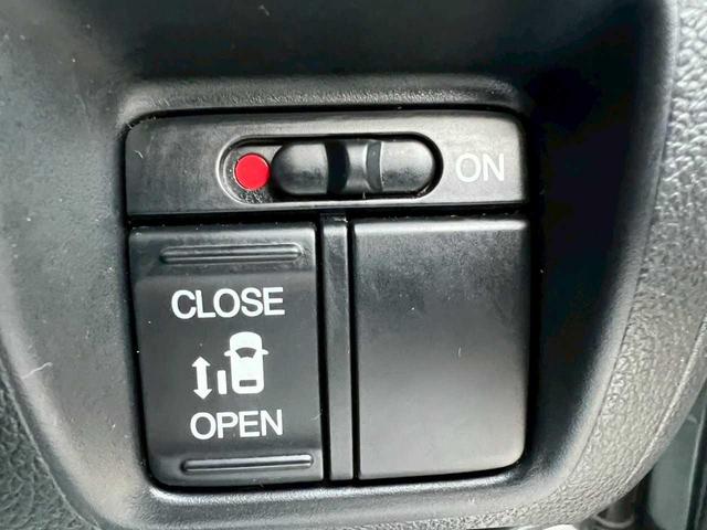 Ｎ－ＢＯＸカスタム Ｇ・Ｌパッケージ　両側電動スライドドア　社外ナビ　ワンセグ　ＤＶＤ再生　バックカメラ　スマートキー　プッシュスタート　クルーズコントロール　シートヒーター　横滑り防止装置　アイドリングストップ（17枚目）