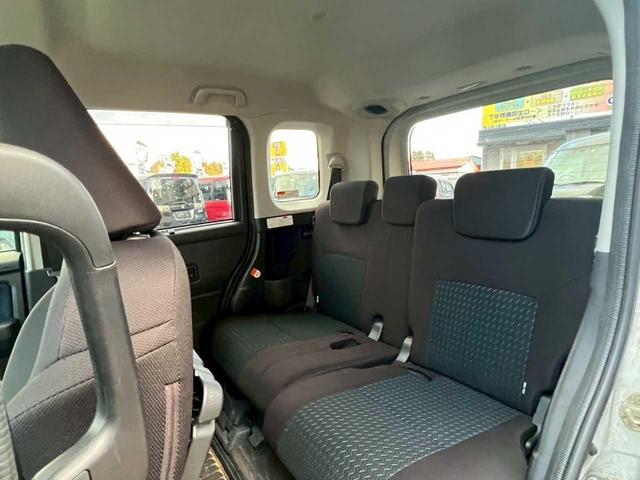 ルーミー カスタムＧ　純正９インチナビ　フルセグＴＶ　全方位カメラ　両側電動スライドドア　スマートキー　プッシュスタート　クルーズコントロール　シートヒーター　衝突軽減ブレーキ（27枚目）