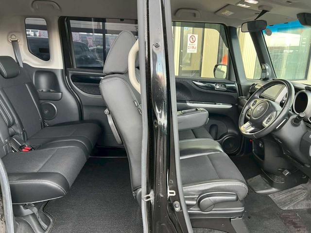 Ｎ－ＢＯＸカスタム Ｇ・ターボＬパッケージ（27枚目）