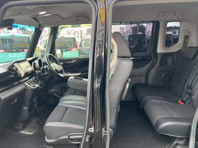 Ｎ－ＢＯＸカスタム Ｇ・ターボＬパッケージ（28枚目）