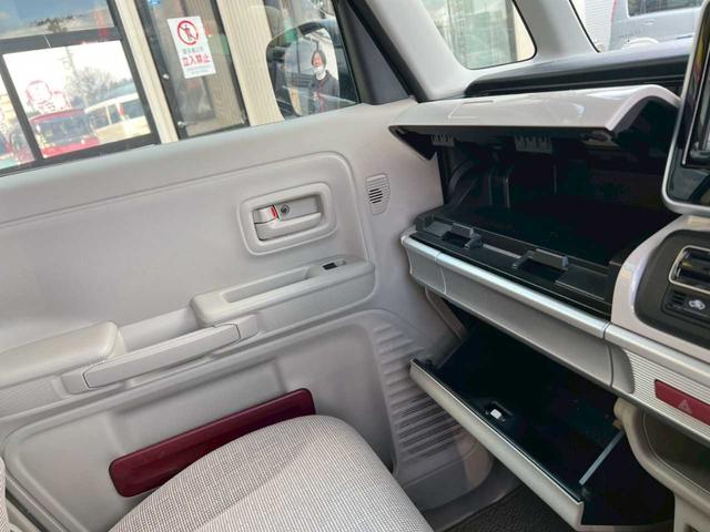 スペーシア ハイブリッドＸ　ＫＥＮＷＯＯＤナビ　フルセグ　Ｂｌｕｅｔｏｏｔｈ　バックカメラ　エンスタ　両側パワースライドドア　スマートキー　プッシュスタート　ＥＴＣ　シートヒーター　アイドリングストップ　衝突軽減ブレーキ（20枚目）