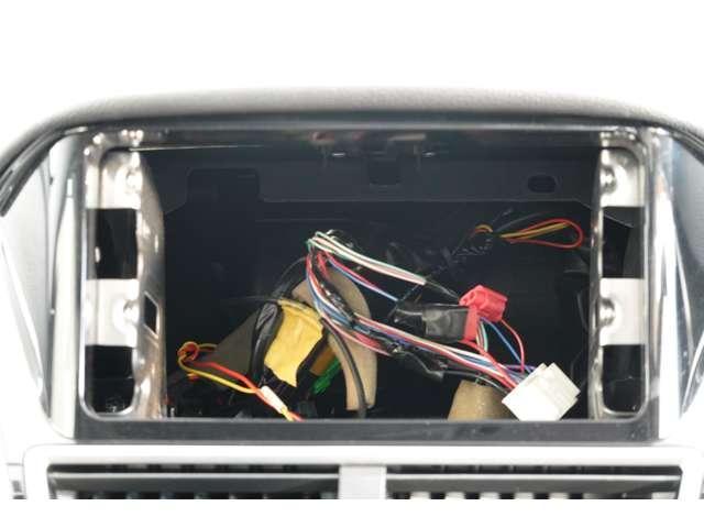 G サポカーS ワンオーナー サンルーフ オーディオレス 電動パーキングブレーキ コーナーセンサー LEDヘッドライト 寒冷地仕様 アイドリングストップ 衝突被害軽減ブレーキ 禁煙車 スマートキー(11枚目)