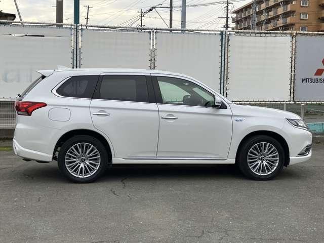 アウトランダーＰＨＥＶ Ｇプレミアムパッケージ（8枚目）