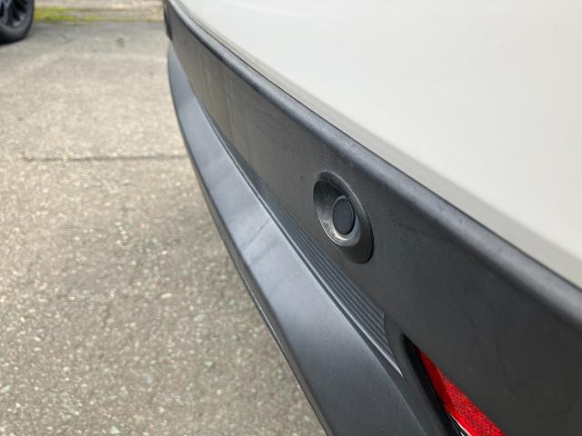 エクリプスクロス Ｇプラスパッケージ　４ＷＤ　ディーゼルターボ　サンルーフ　純正ナビ　アラウンドビュー　パーキングソナー　アダプティブクルーズ　衝突被害軽減ブレーキ（14枚目）