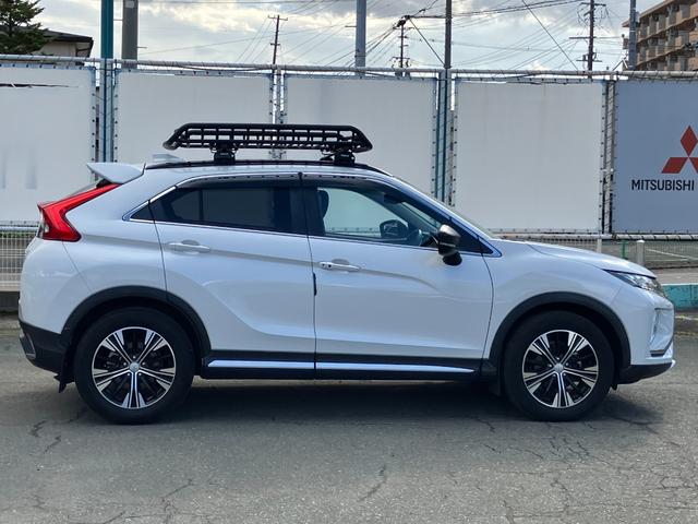 エクリプスクロス Ｇプラスパッケージ　４ＷＤ　ディーゼルターボ　サンルーフ　純正ナビ　アラウンドビュー　パーキングソナー　アダプティブクルーズ　衝突被害軽減ブレーキ（16枚目）