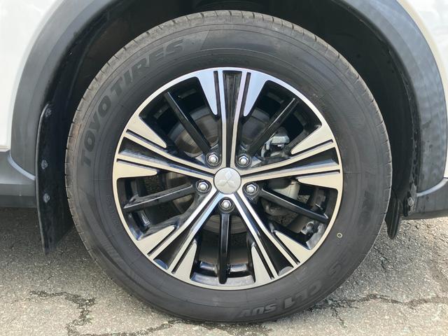 エクリプスクロス Ｇプラスパッケージ　４ＷＤ　ディーゼルターボ　サンルーフ　純正ナビ　アラウンドビュー　パーキングソナー　アダプティブクルーズ　衝突被害軽減ブレーキ（22枚目）