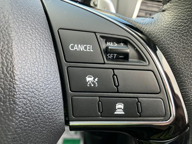 エクリプスクロス Ｇプラスパッケージ　４ＷＤ　ディーゼルターボ　サンルーフ　純正ナビ　アラウンドビュー　パーキングソナー　アダプティブクルーズ　衝突被害軽減ブレーキ（24枚目）